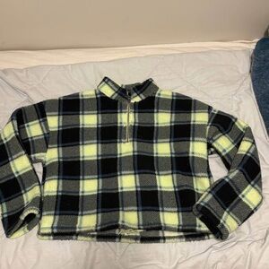 American Eagle Outfitters Black and Yellow Plaid Fleece